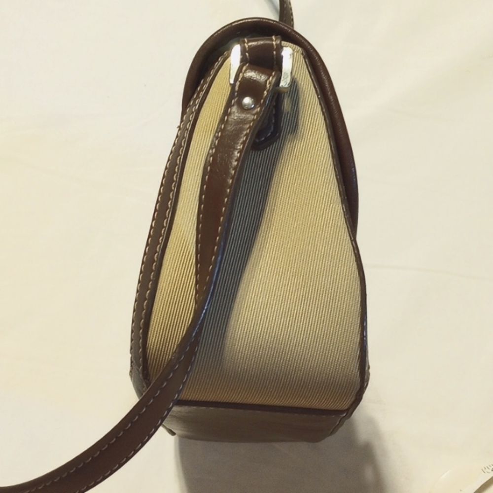 Vintage Etienne Aigner Brown and Camel Purse - Picture 7 of 12